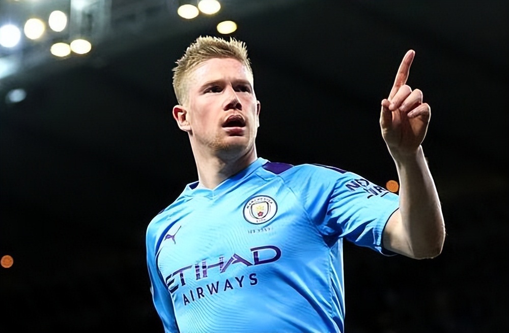 滇超联赛昆明队队员李梓豪放言昆明必夺第一