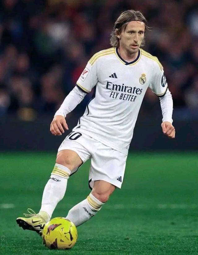 亚冠精英联赛积分榜：中超3队5轮过后齐聚倒三，海港1分垫底