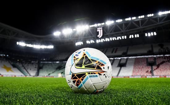 官方：拜仁女足中场齐焦蒂-奥尔默加盟曼联女足，双方签约2年